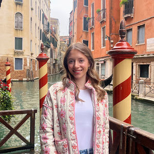 Meet your Posher, Anna claire